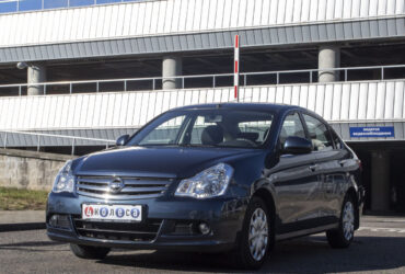 Nissan Almera