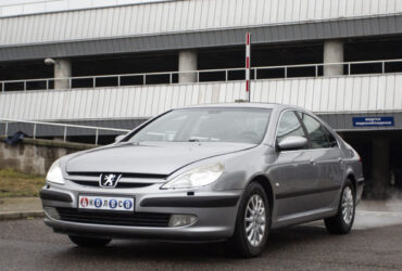 Peugeot 607