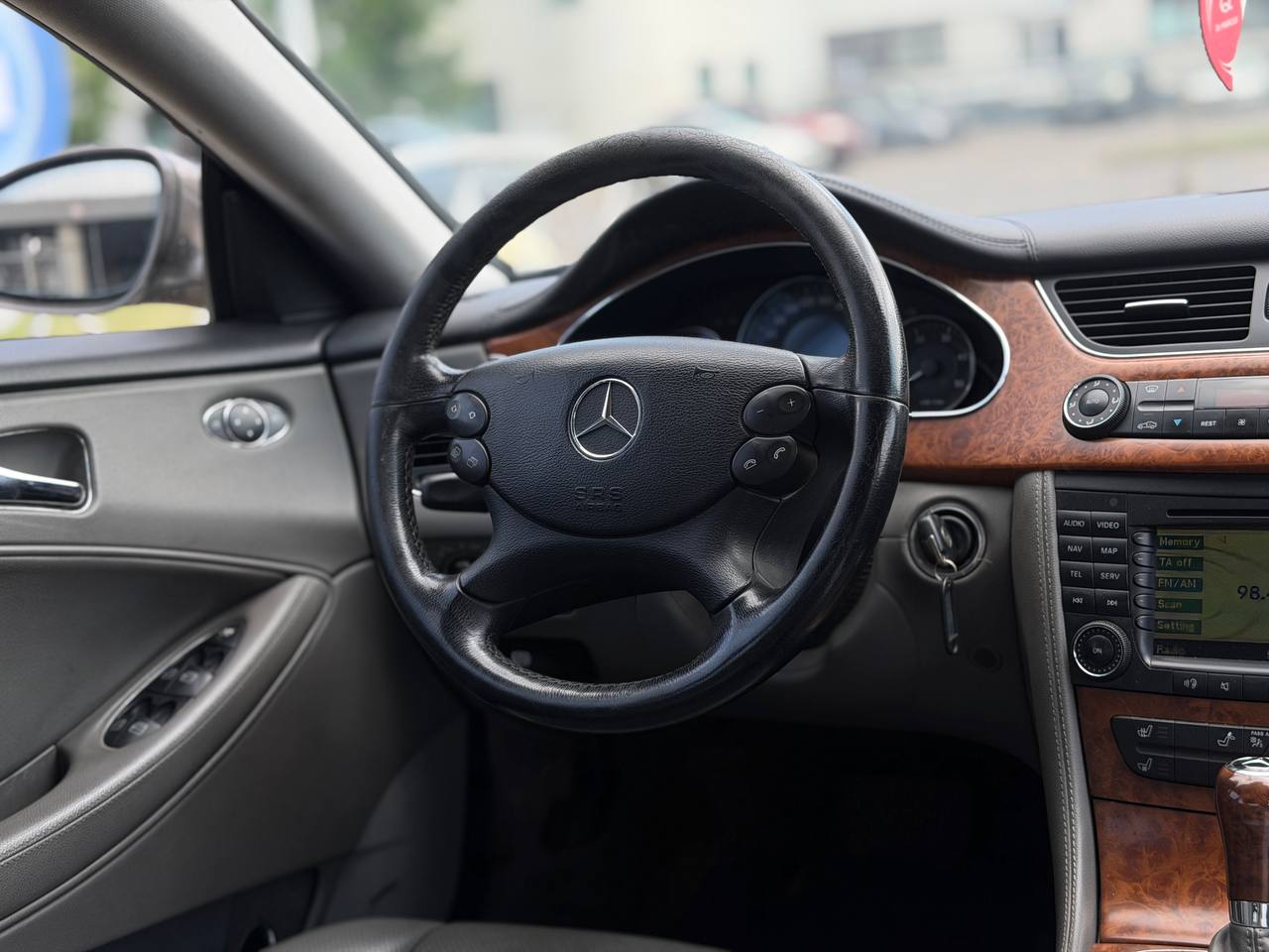 Mercedes-Benz CLS