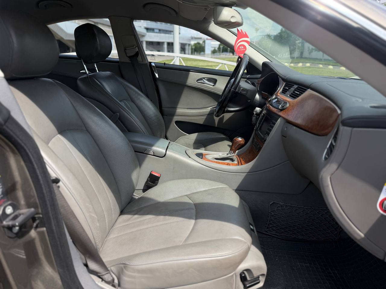 Mercedes-Benz CLS