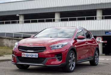 Kia X-Ceed