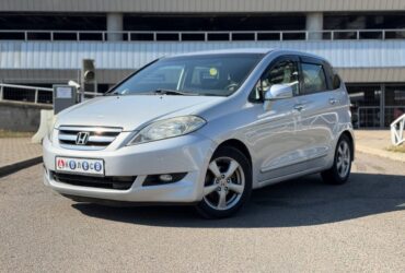 Honda FR-V