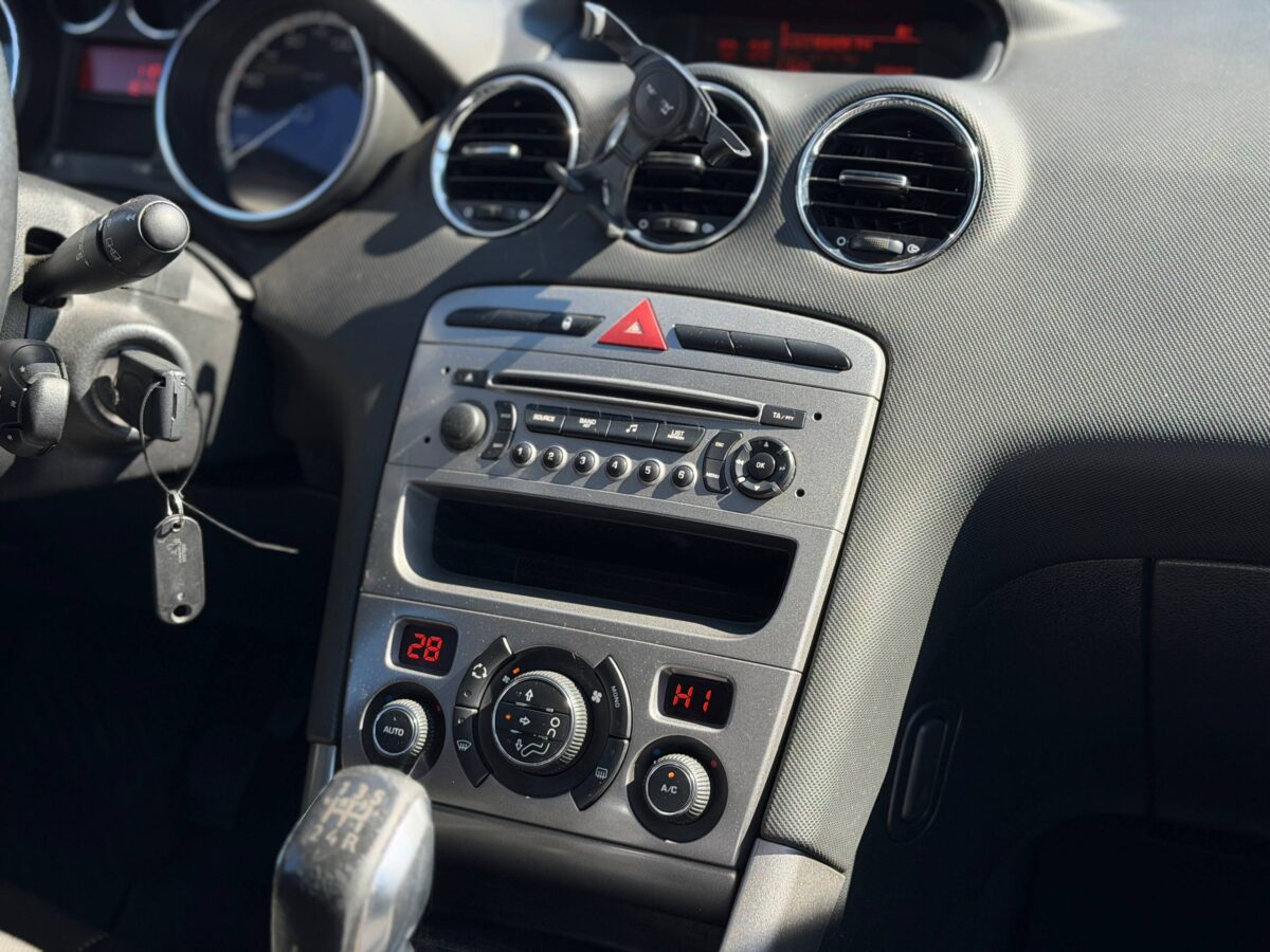 Peugeot 308 $photo_id