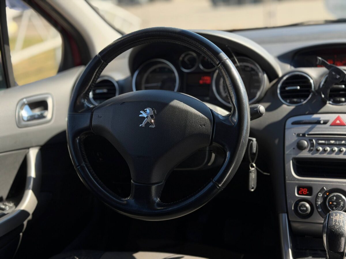 Peugeot 308 $photo_id