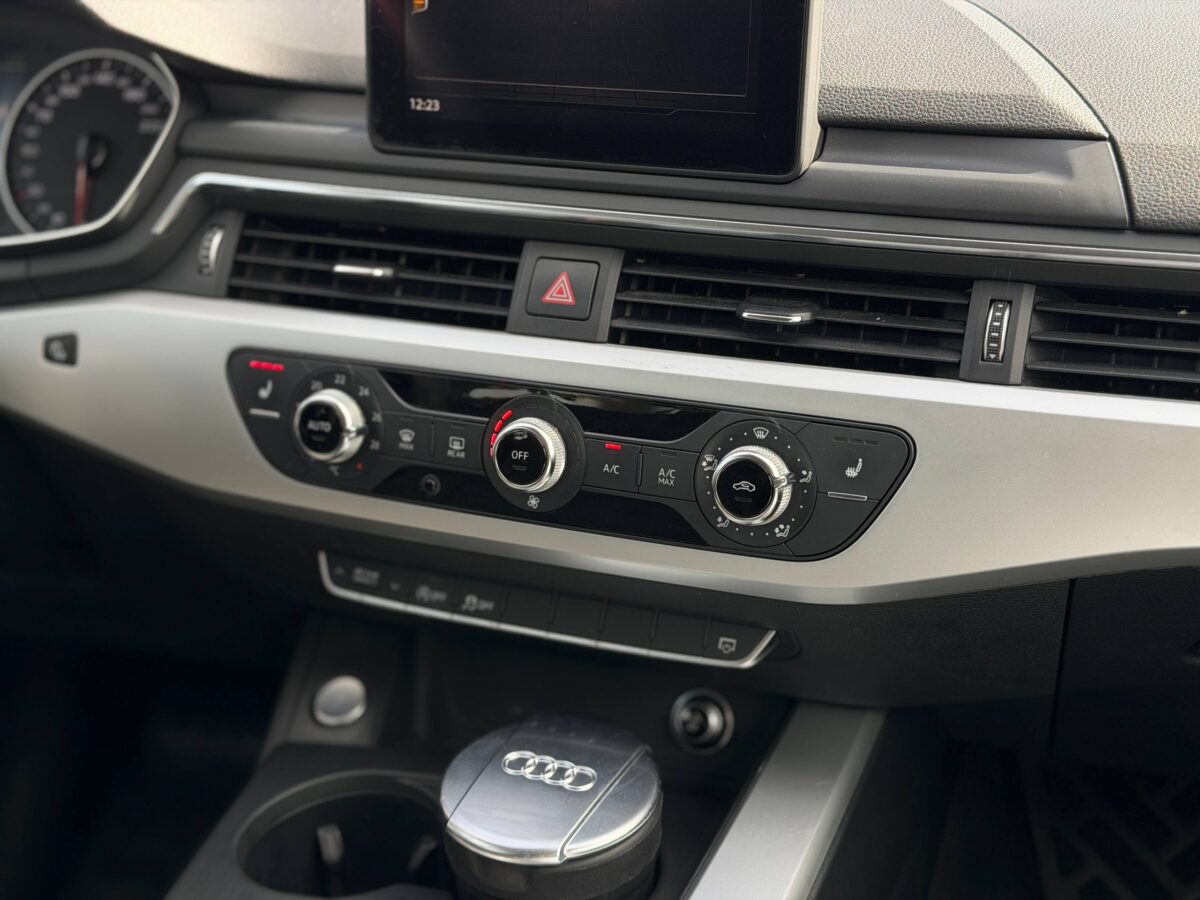 Audi A4 $photo_id