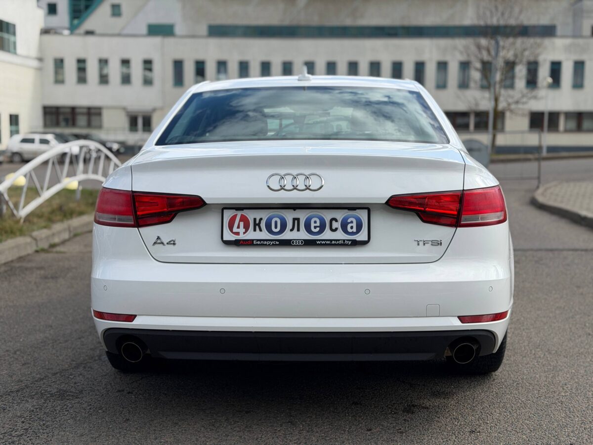 Audi A4 $photo_id