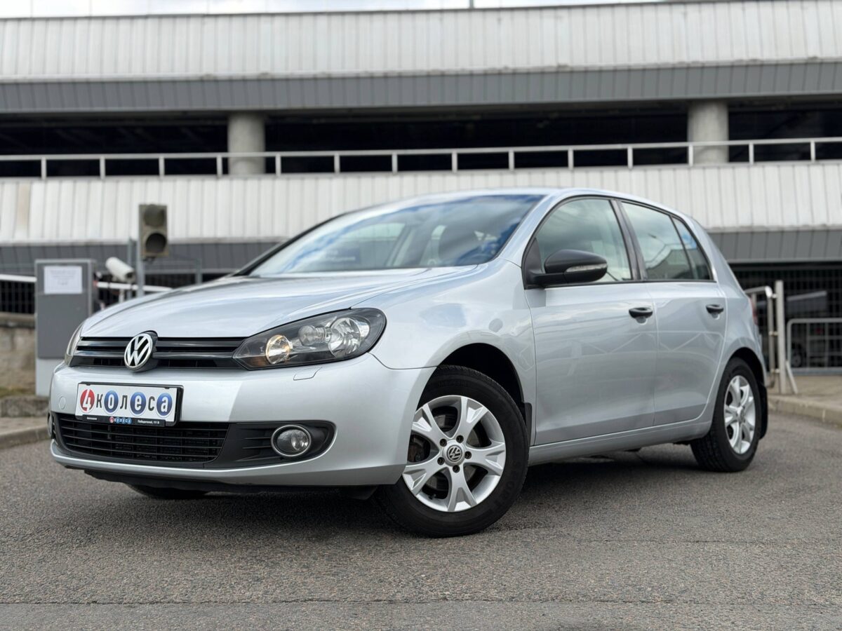 Volkswagen GolF $photo_id