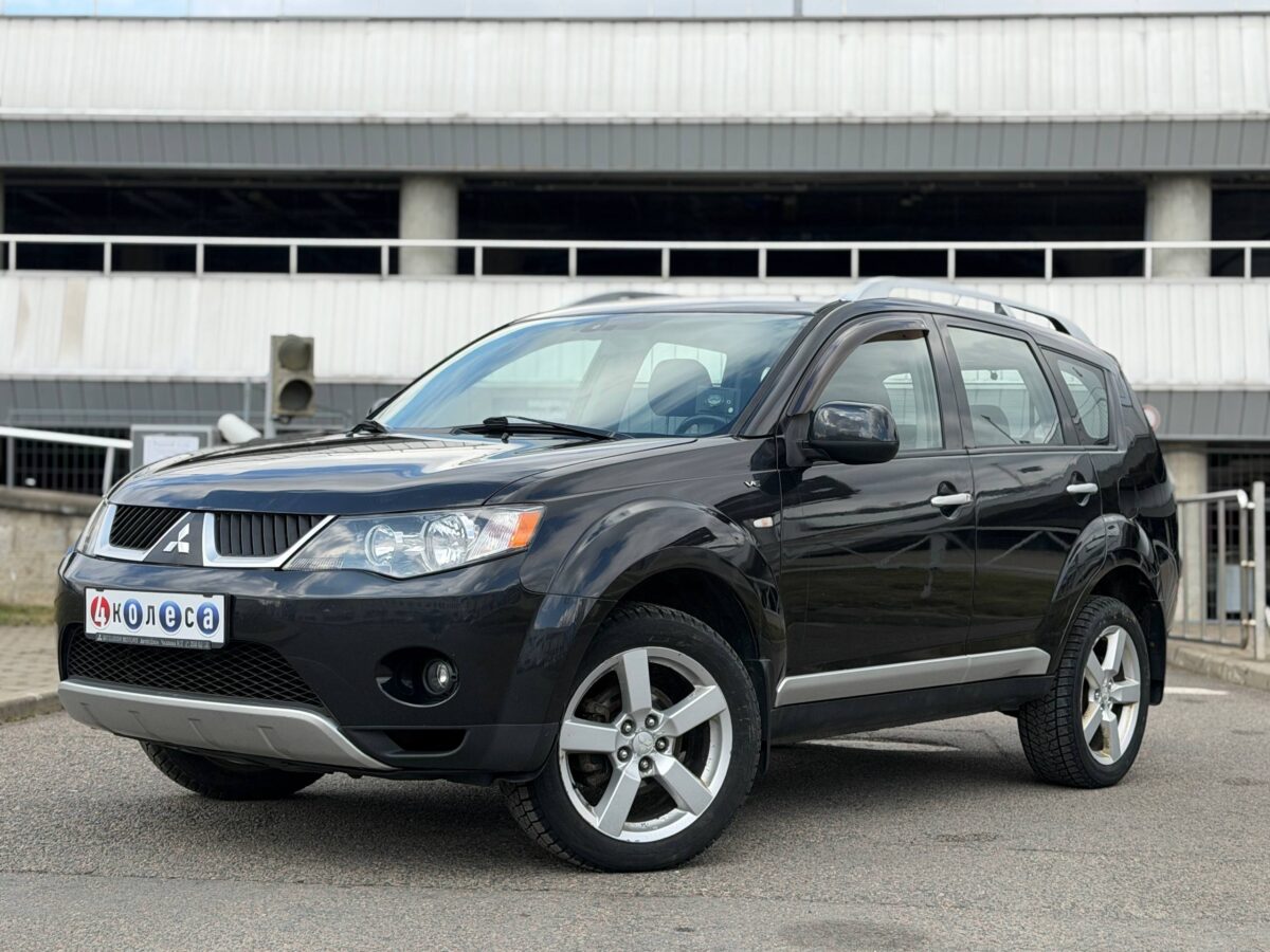 Mitsubishi Outlander $photo_id
