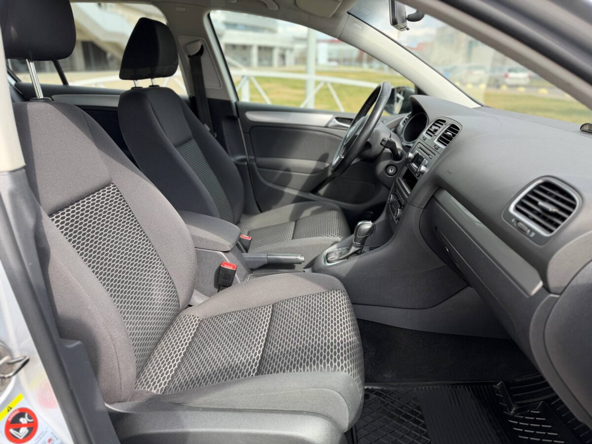 Volkswagen GolF $photo_id