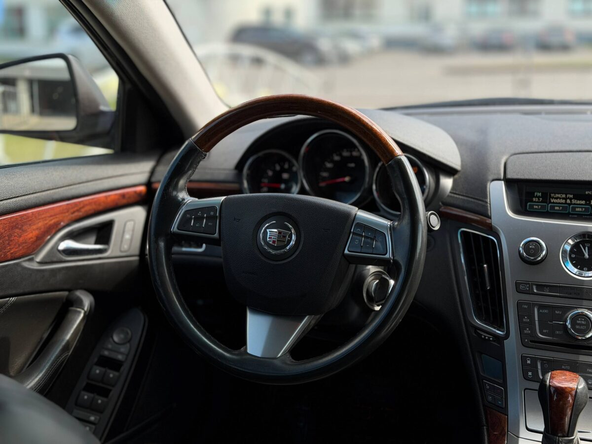 Cadillac CTS $photo_id