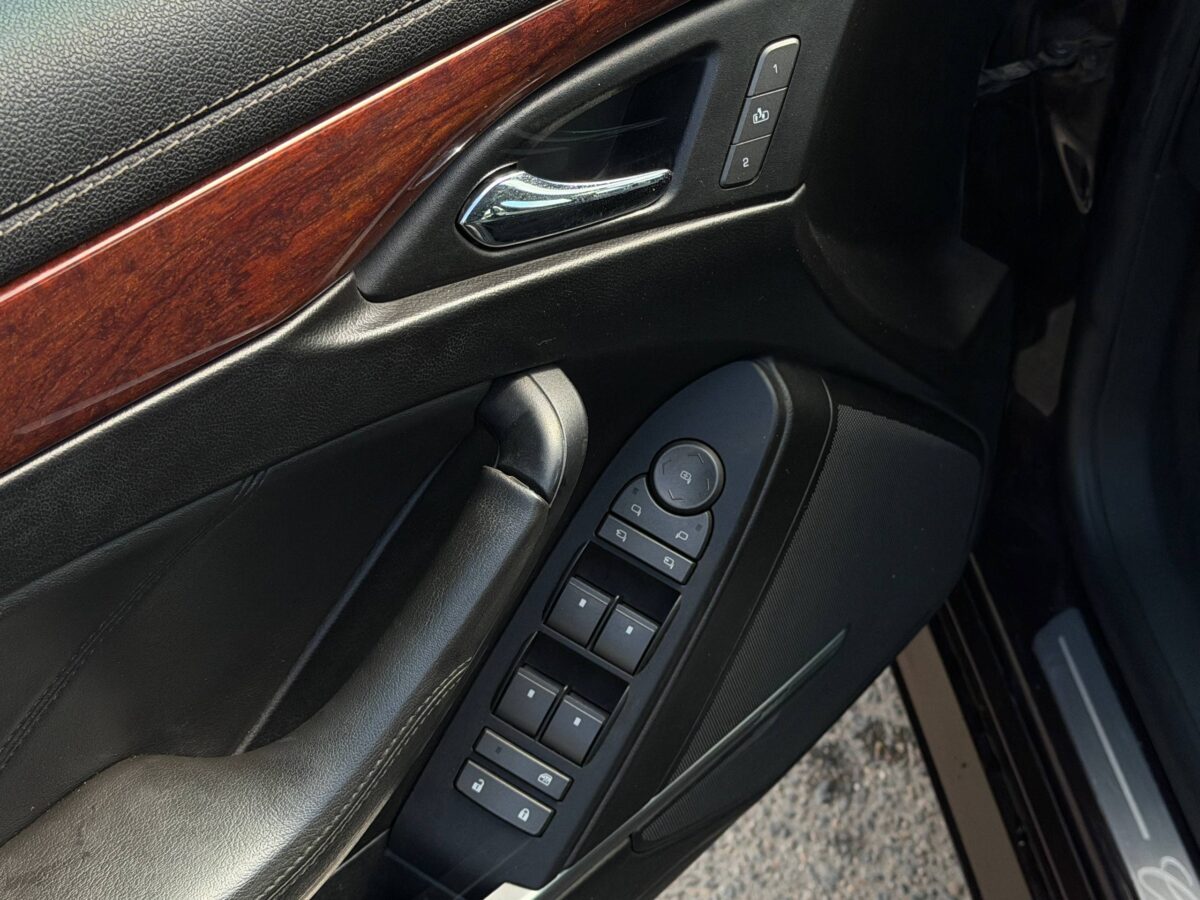 Cadillac CTS $photo_id