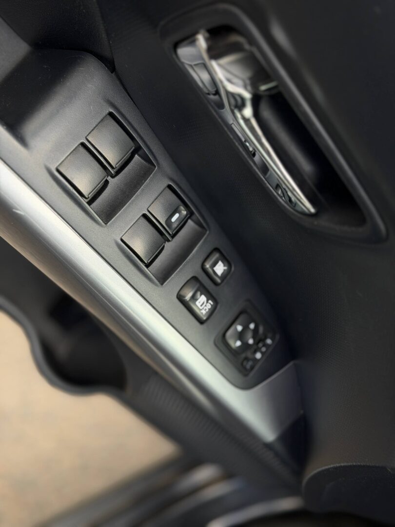 Mitsubishi Outlander $photo_id