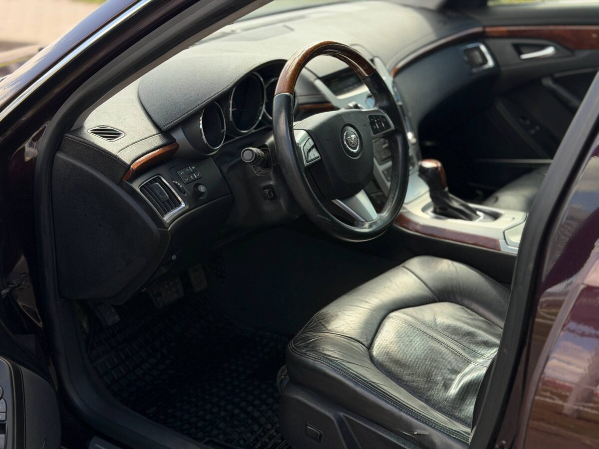 Cadillac CTS $photo_id