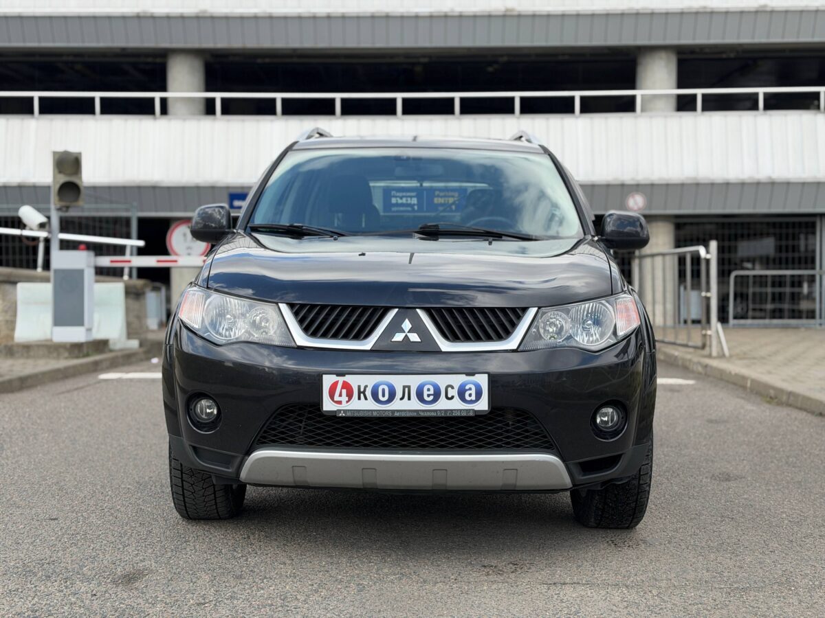 Mitsubishi Outlander $photo_id
