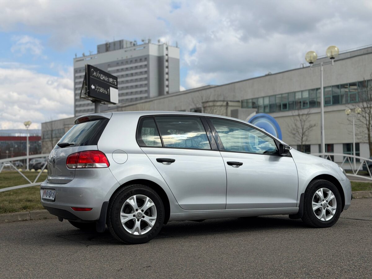 Volkswagen GolF $photo_id