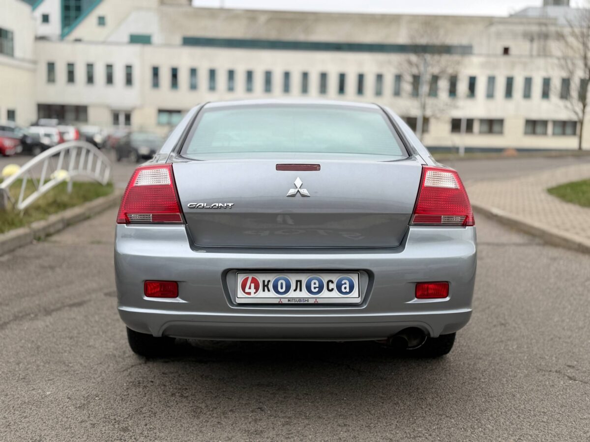 Mitsubishi Galant $photo_id