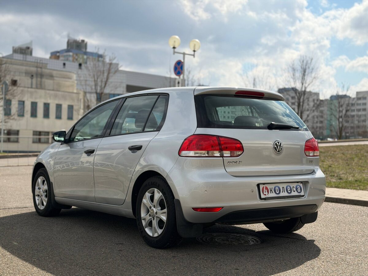 Volkswagen GolF $photo_id