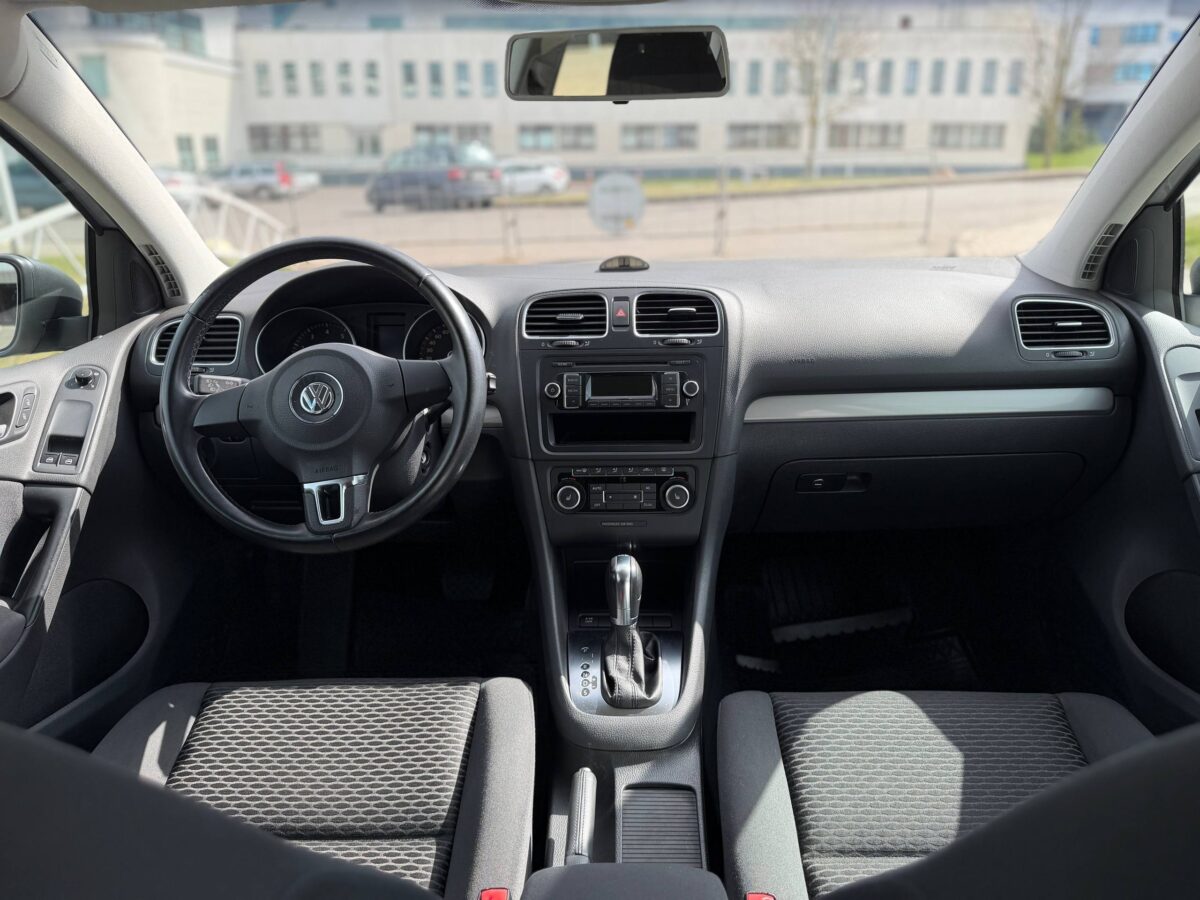 Volkswagen GolF $photo_id