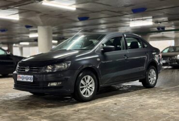 Volkswagen Polo Sedan