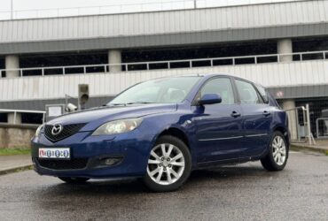 MAZDA 3
