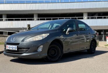 Peugeot 408