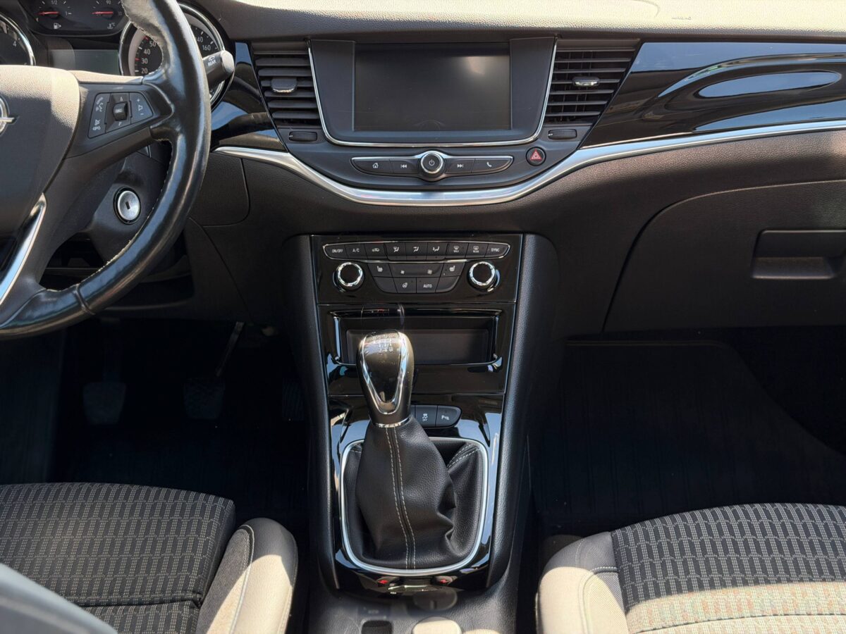 Opel Astra $photo_id