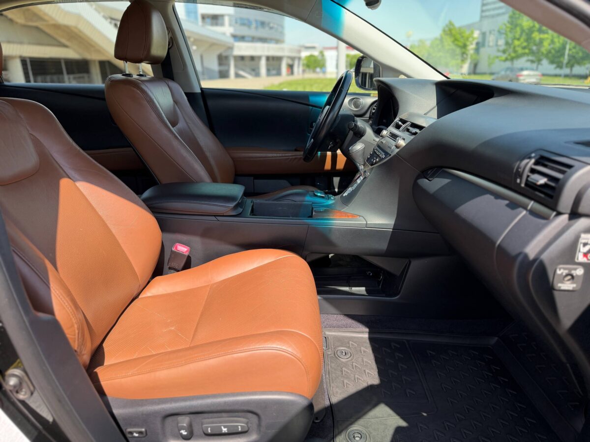 Lexus RX $photo_id