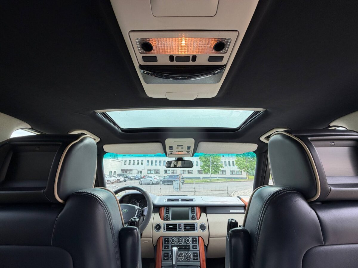 Land-Rover Range-Rover