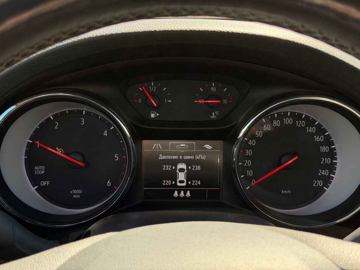 Opel Astra $photo_id