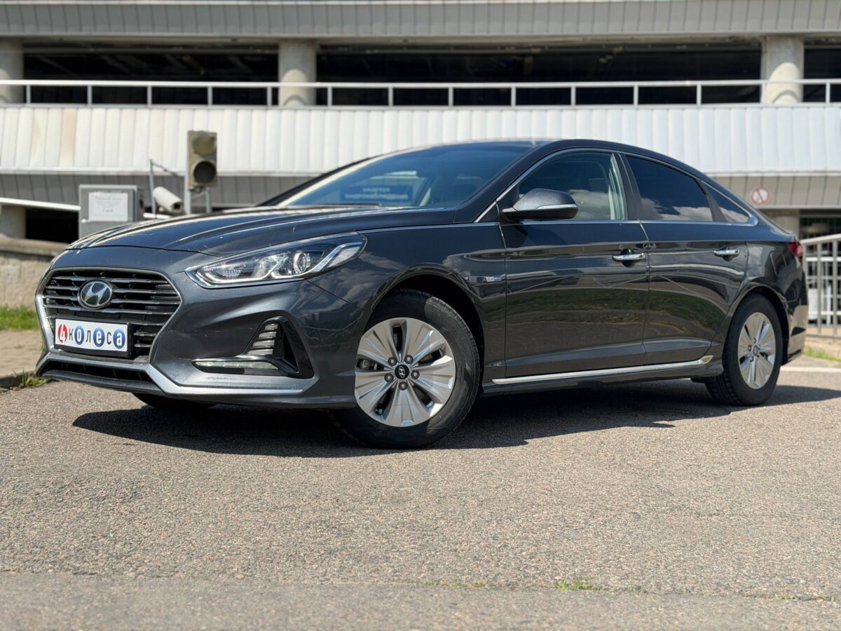 Hyundai Sonata $photo_id