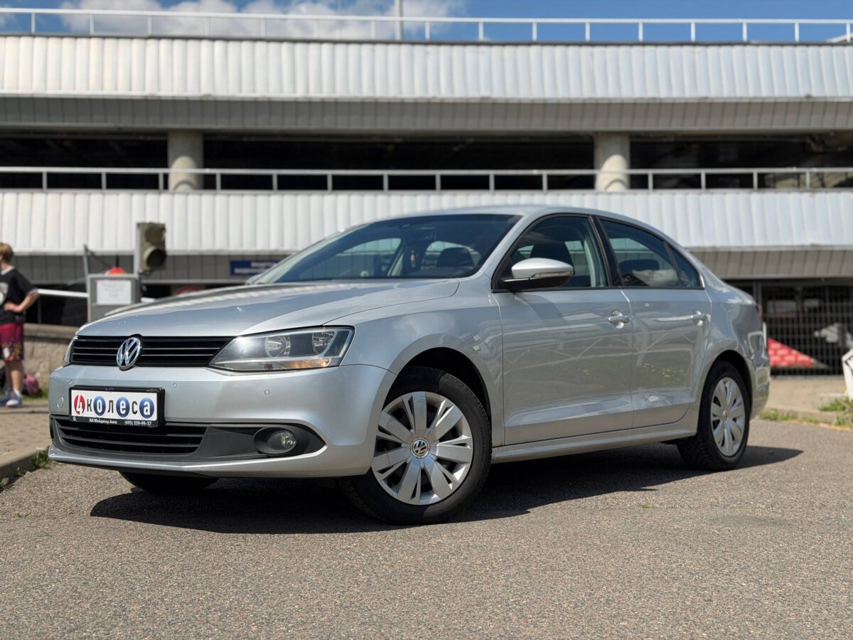 Volkswagen Jetta $photo_id