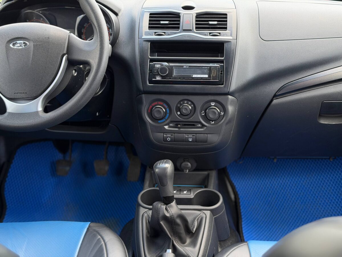 Lada Granta $photo_id
