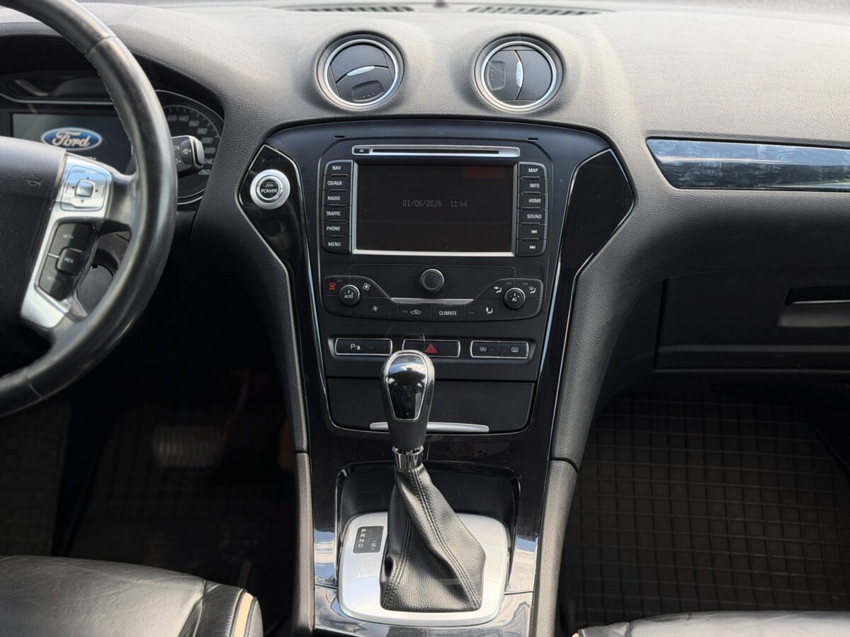 Ford Mondeo $photo_id