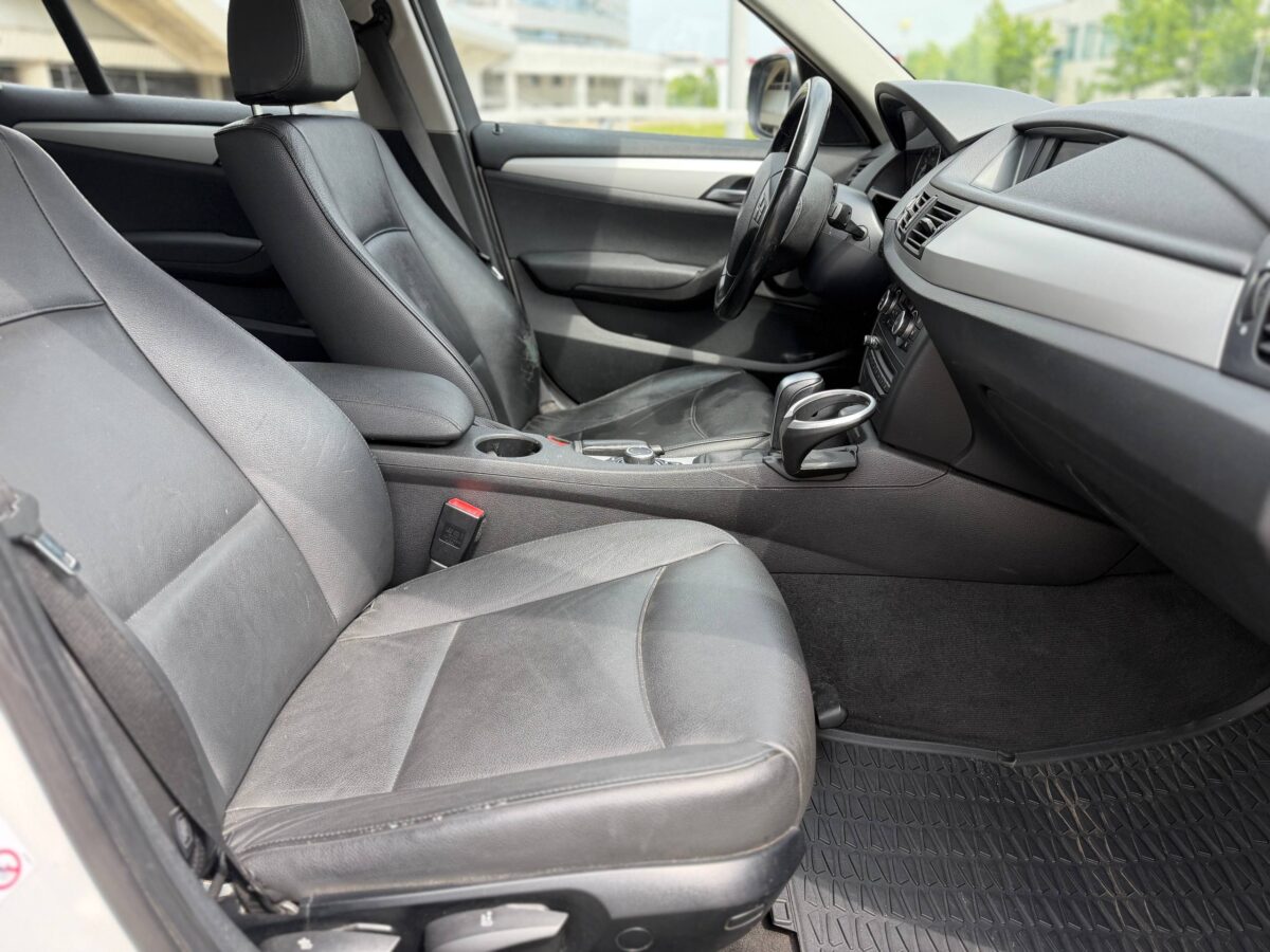 BMW X1 $photo_id