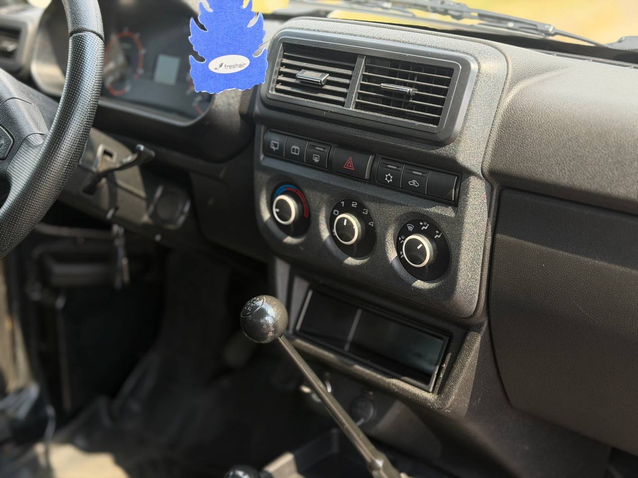 LADA NIVA LEGEND $photo_id