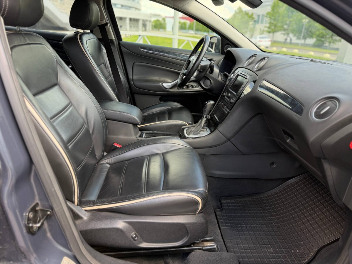 Ford Mondeo $photo_id