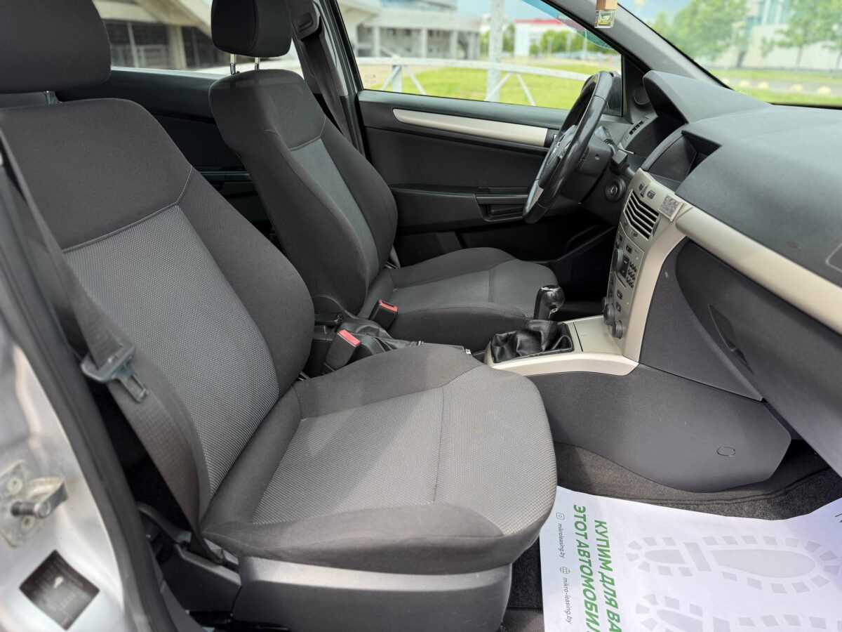 Opel Astra $photo_id