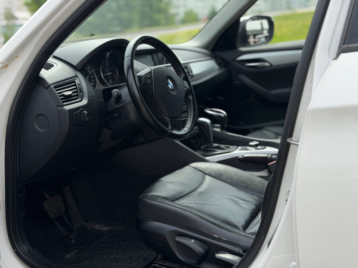BMW X1 $photo_id
