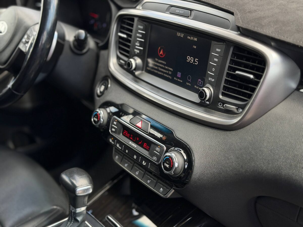 Kia Sorento $photo_id