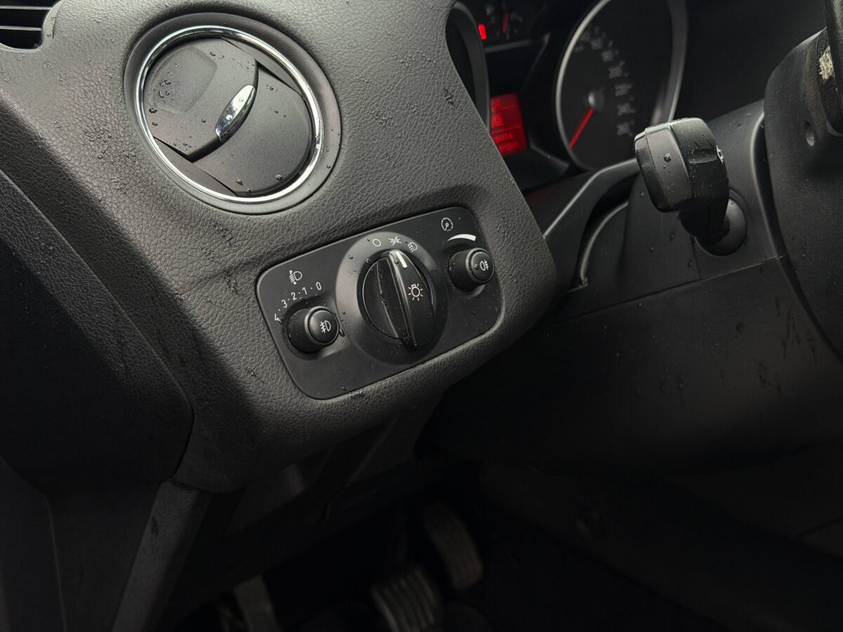 Ford Mondeo $photo_id