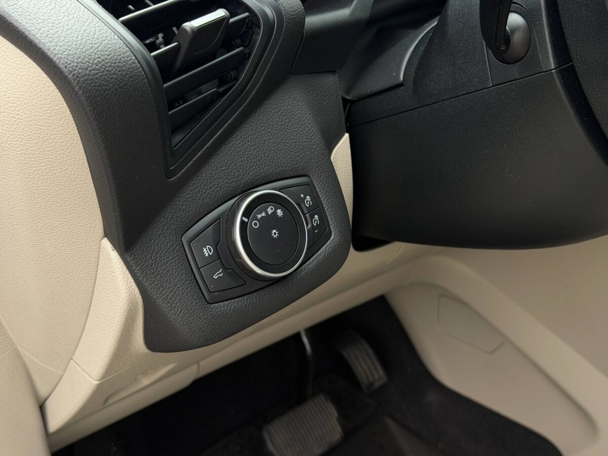 Ford Escape $photo_id