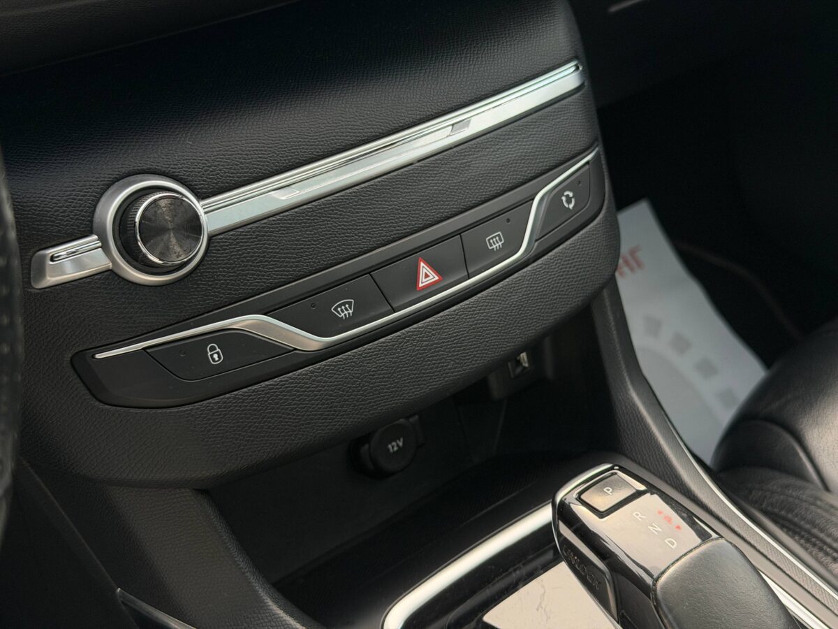 Peugeot 308 $photo_id