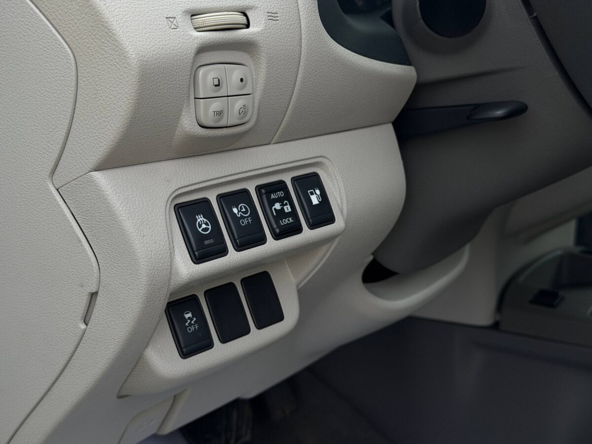 Nissan Leaf $photo_id