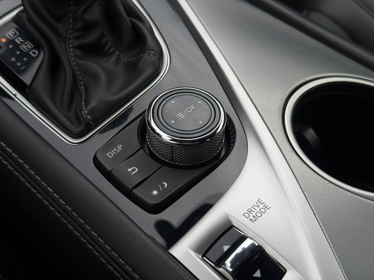 Infiniti Q60 $photo_id