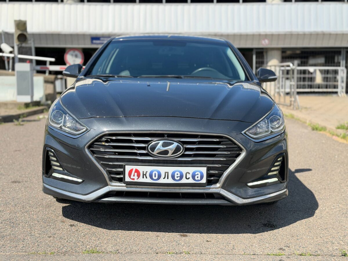 Hyundai Sonata $photo_id