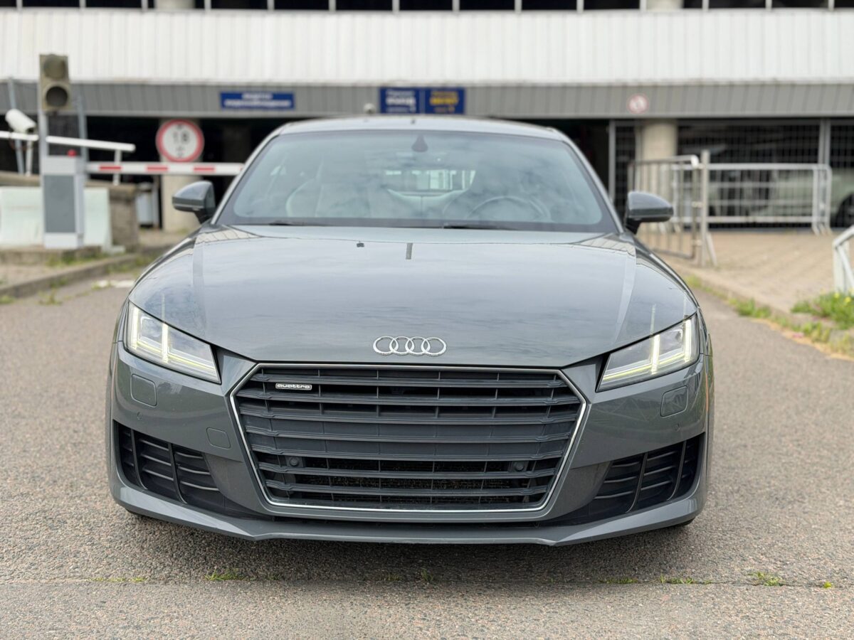 Audi TT $photo_id