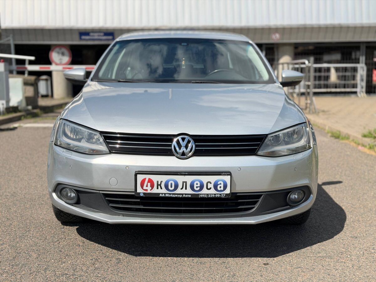 Volkswagen Jetta $photo_id
