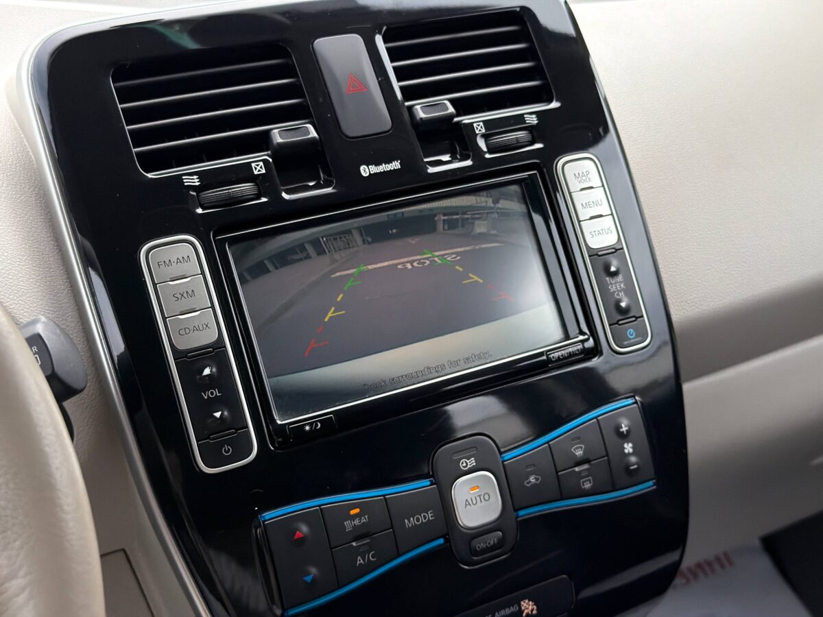Nissan Leaf $photo_id