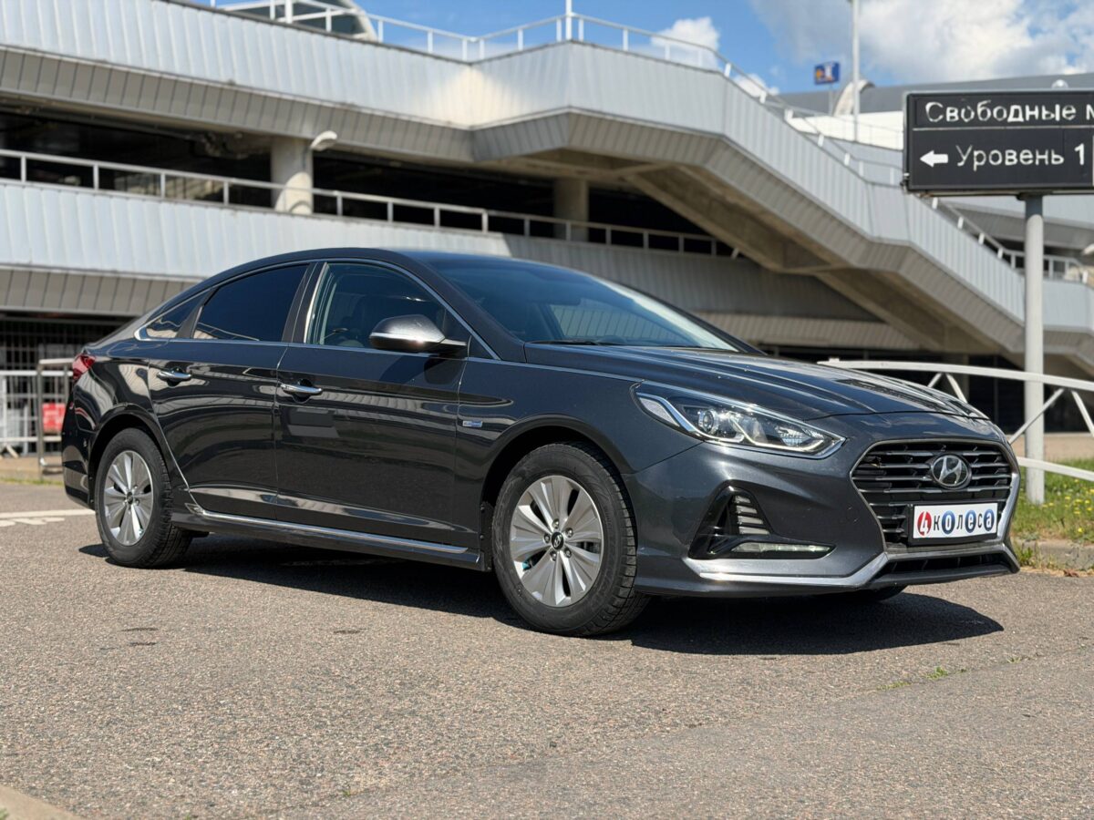 Hyundai Sonata $photo_id