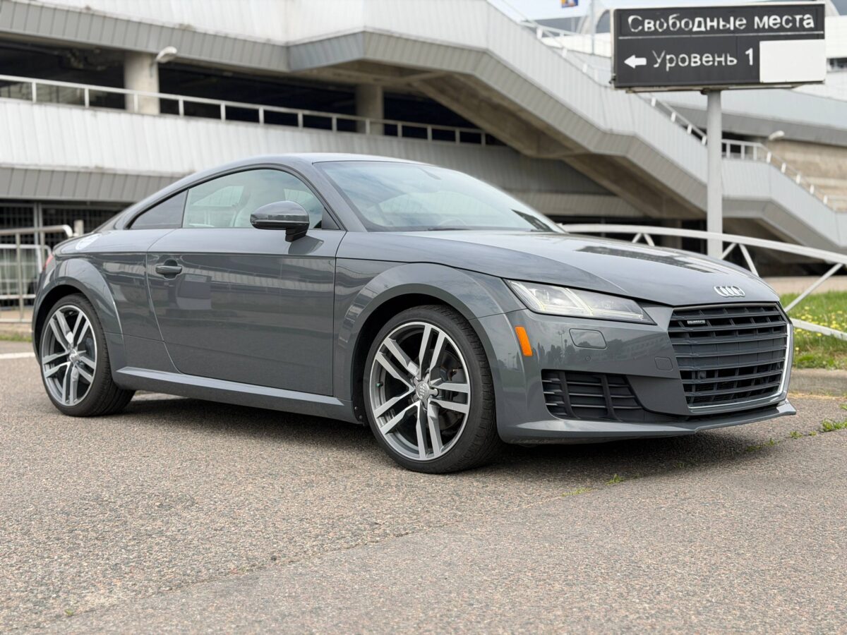Audi TT $photo_id